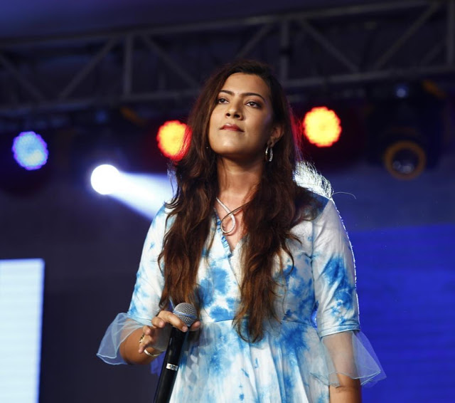 Tollywood Singer Geetha Madhuri Long hair in Blue Gown 54